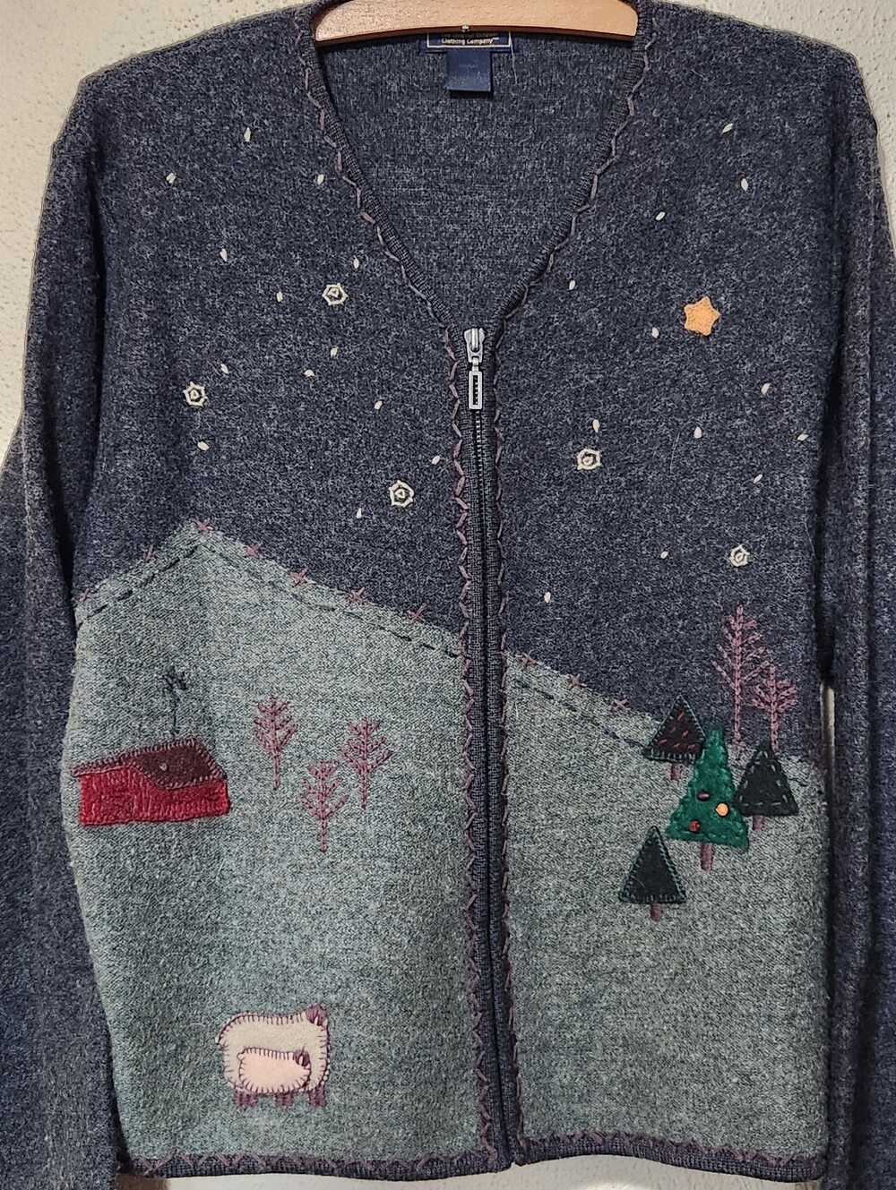 Vintage Woolrich 100% Wool Winter Scene Zip-Up Cardigan Sweater Large - Picture 2 of 9